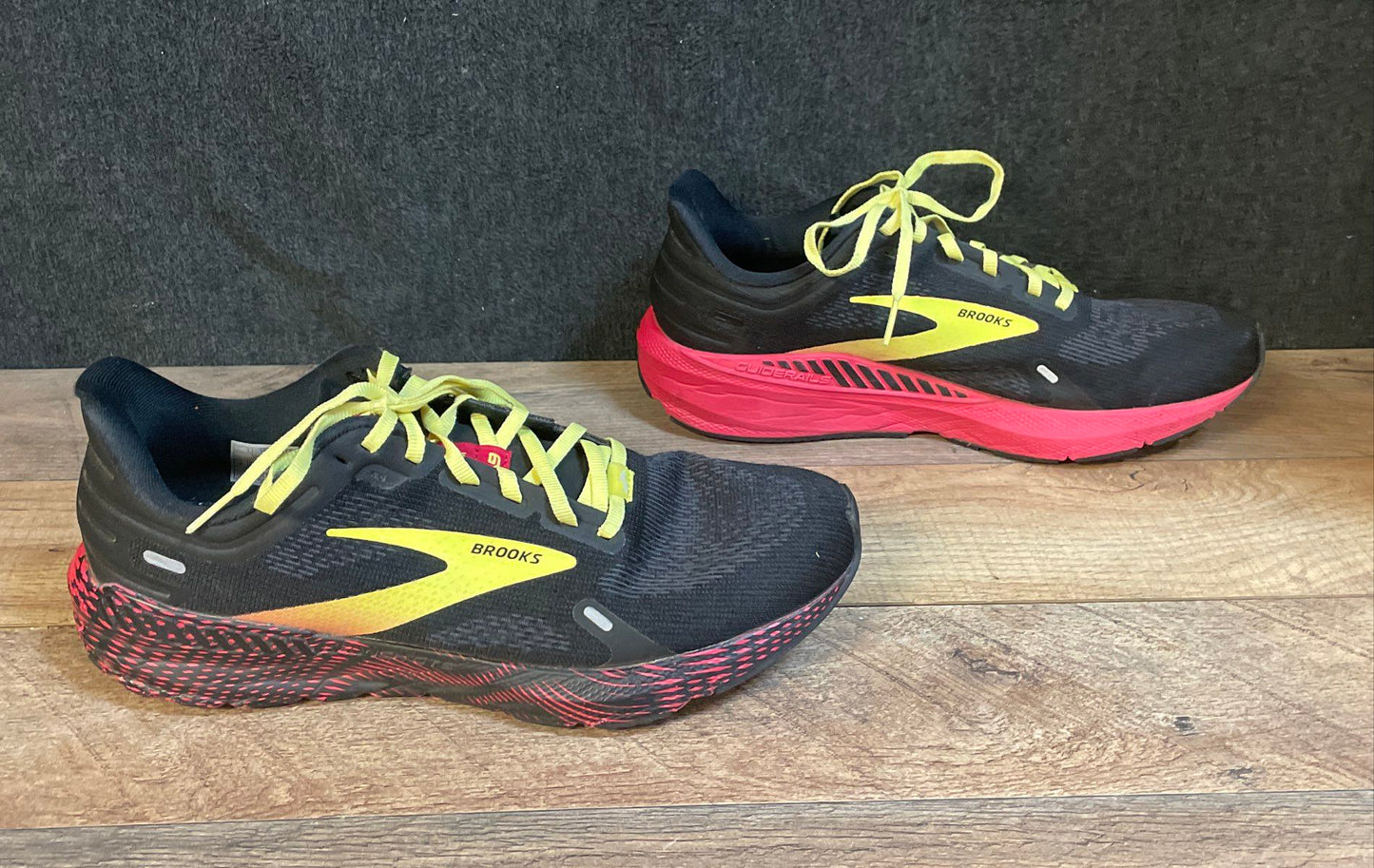Brooks Launch GTS 9 Black Yellow Pink Men's Running Shoes Size 9