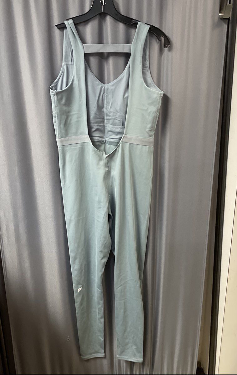 Fabletics Women's Blue V-Neck Open Back Active Jumpsuit One-Piece Sz M NWT