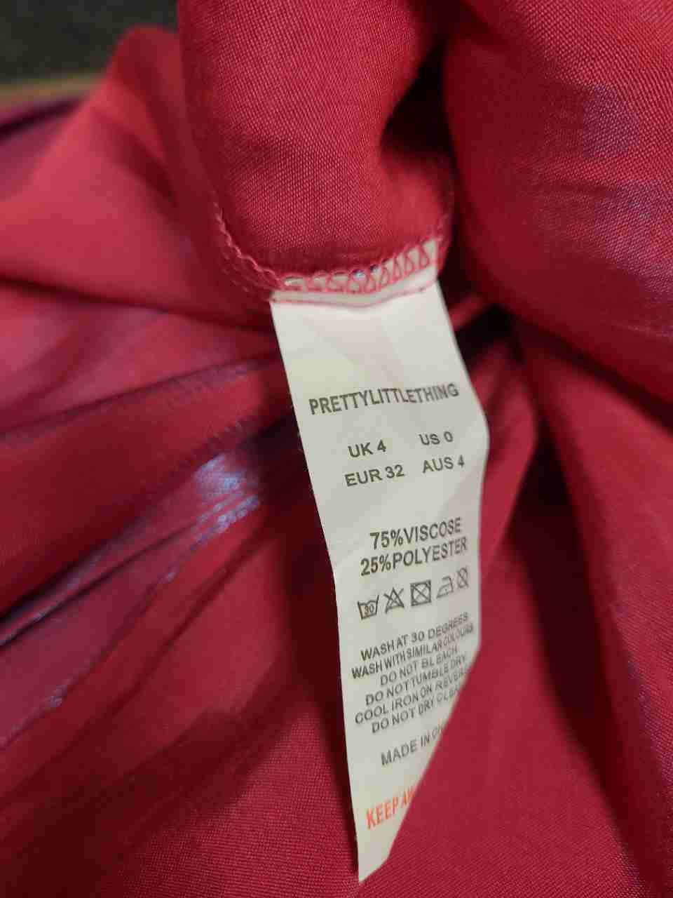 PrettyLittleThing Women's Pink Iridescent Long Sleeve Button Down Blouse Sz 0