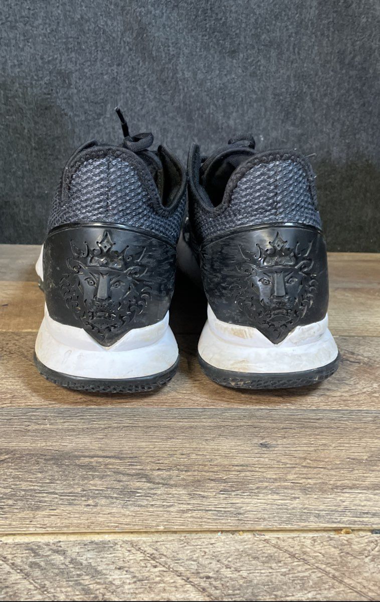 Nike LeBron Witness 4 Black White Basketball Shoes Men's Size 11.5