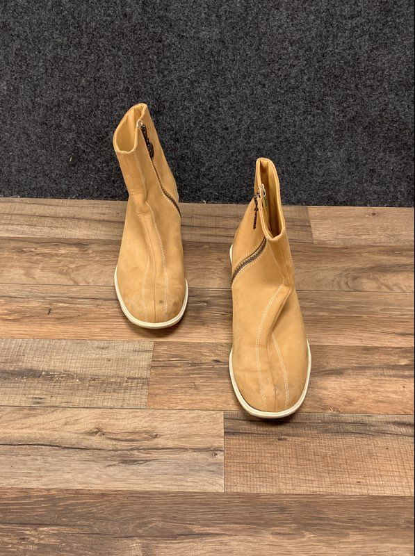Timberland 37356 Wheat Nubuck Leather Side Zip Wedge Ankle Boots Women's Size 8M