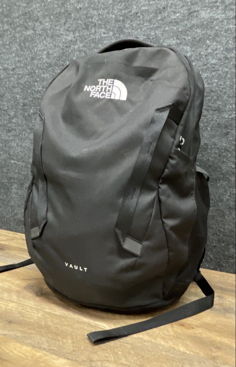 The North Face Black Vault Backpack Laptop Book Bag FlexVent