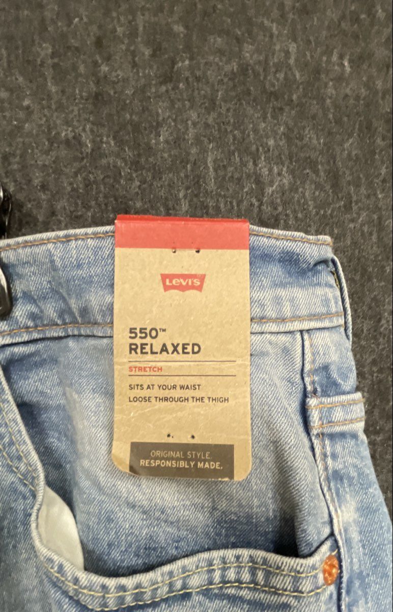 Levi's Men's 550 Relaxed Big & Tall Blue Stretch Jeans Sz 44x32 NWT
