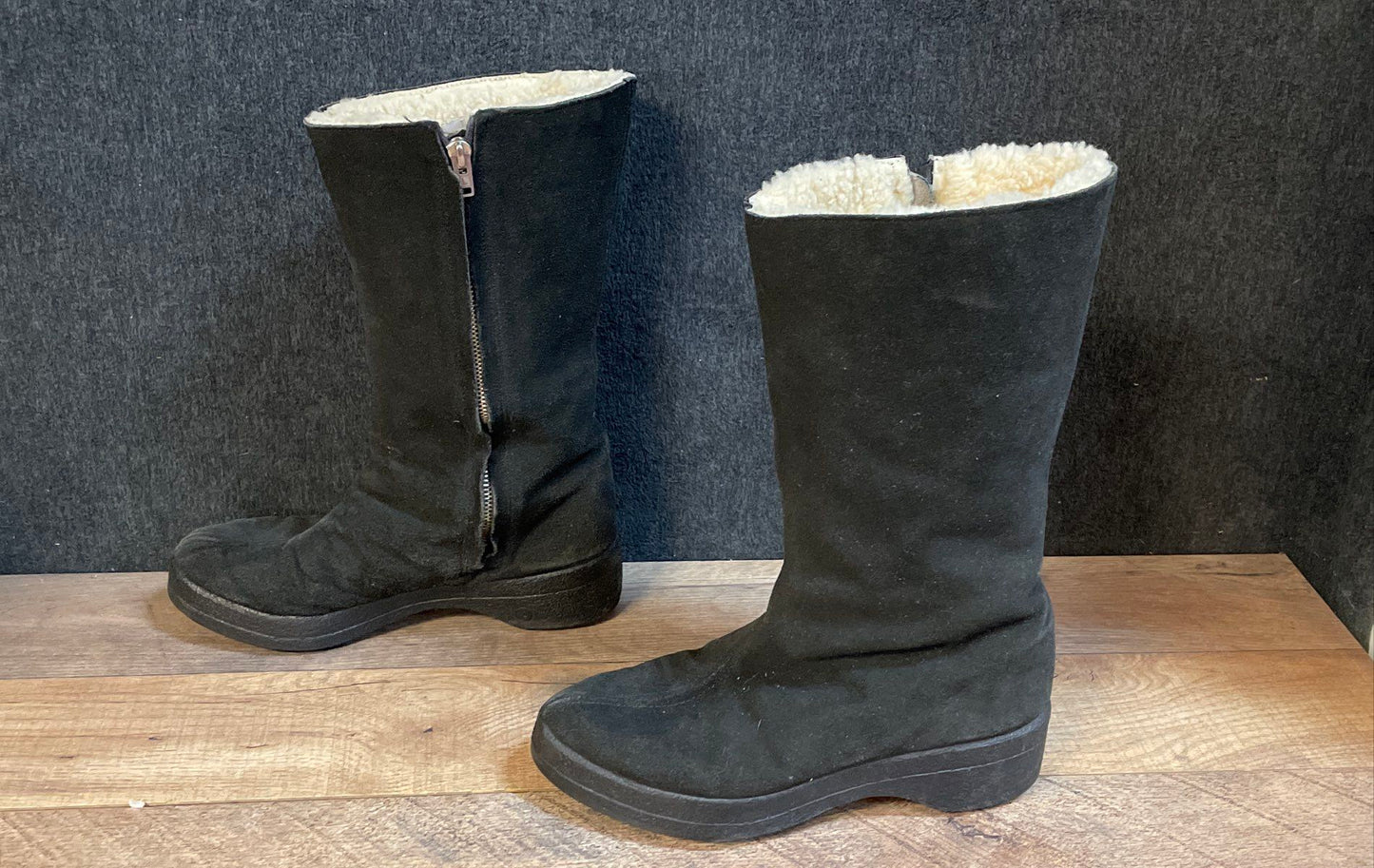 Vintage Made in England Black Suede Sheepskin Lined Mid Calf Boots Size UK 4