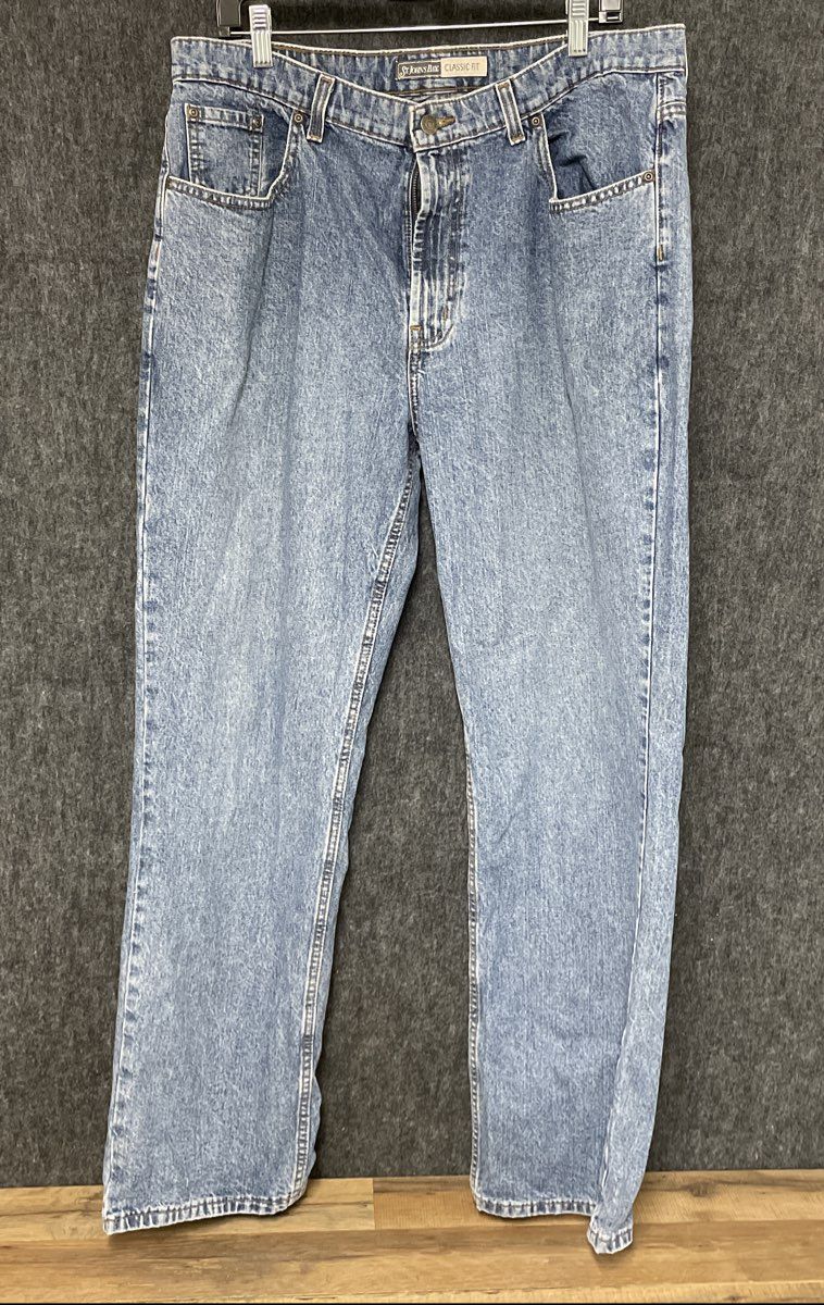 St. John's Bay Men's Classic Fit Light Wash Blue 100% Cotton Jeans XL 38x32