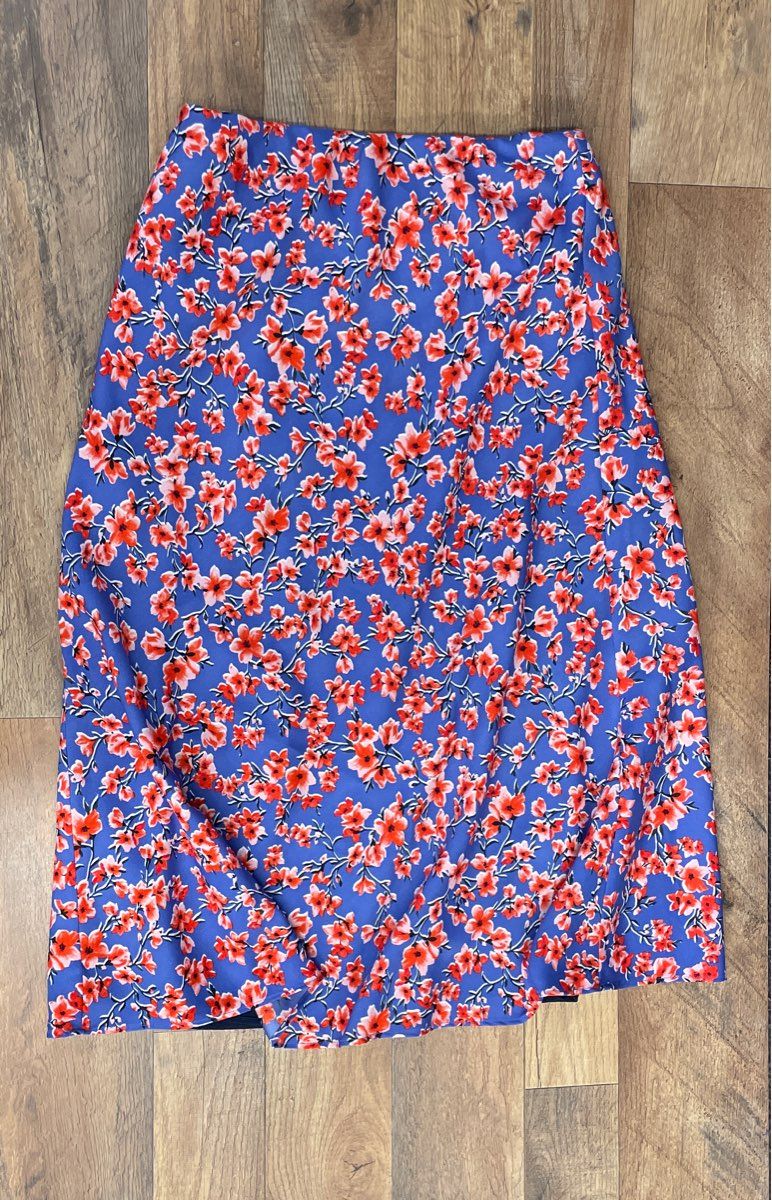 Ann Taylor Women's Floral Print Skirt Blue Red Petite Size XSP