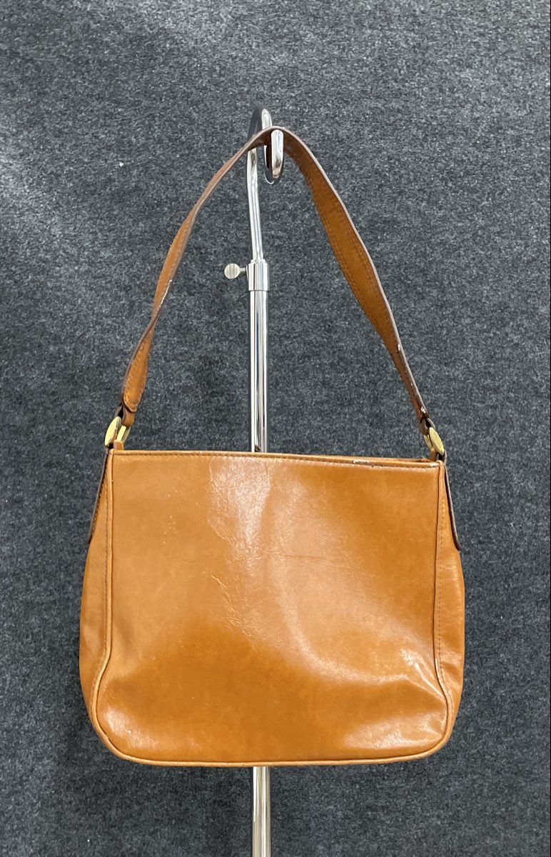 Vintage 1990s Chateau Light Brown Faux Leather Shoulder Bag Gold Hardware