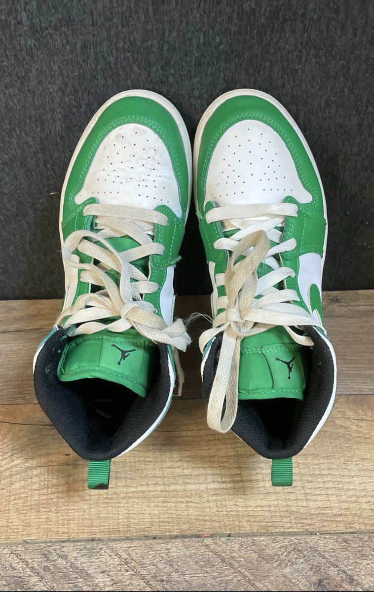 Nike Air Jordan 1 Mid Green White Kids Sneakers Size 2Y