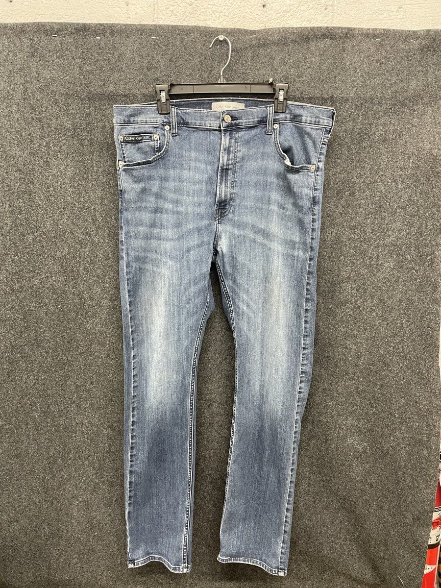 Calvin Klein Men's Blue Faded Straight Leg Stretch Denim Jeans Sz 40x32