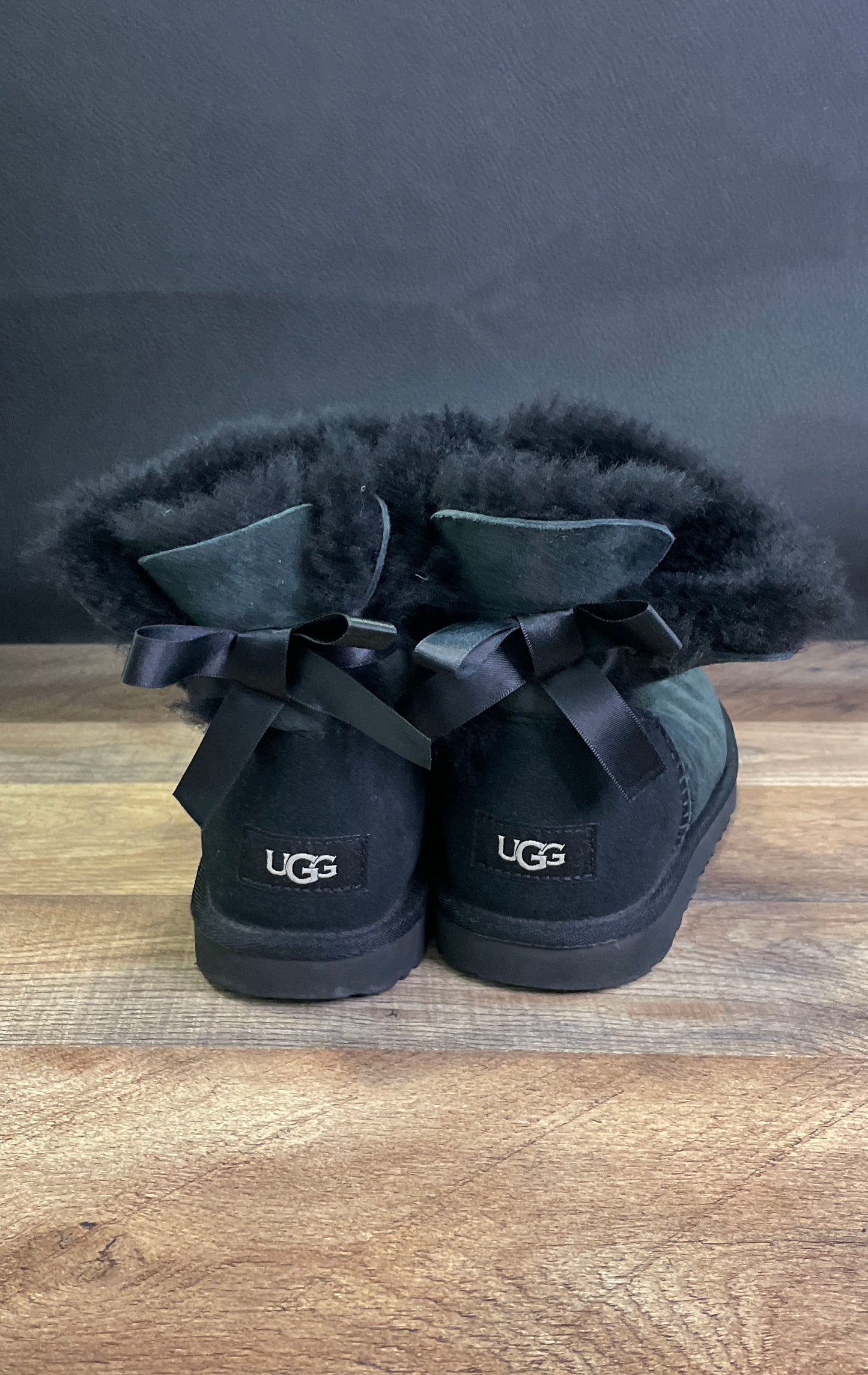 UGG Mini Bailey Bow II Black Suede Sheepskin Boots Kids Youth Size 4