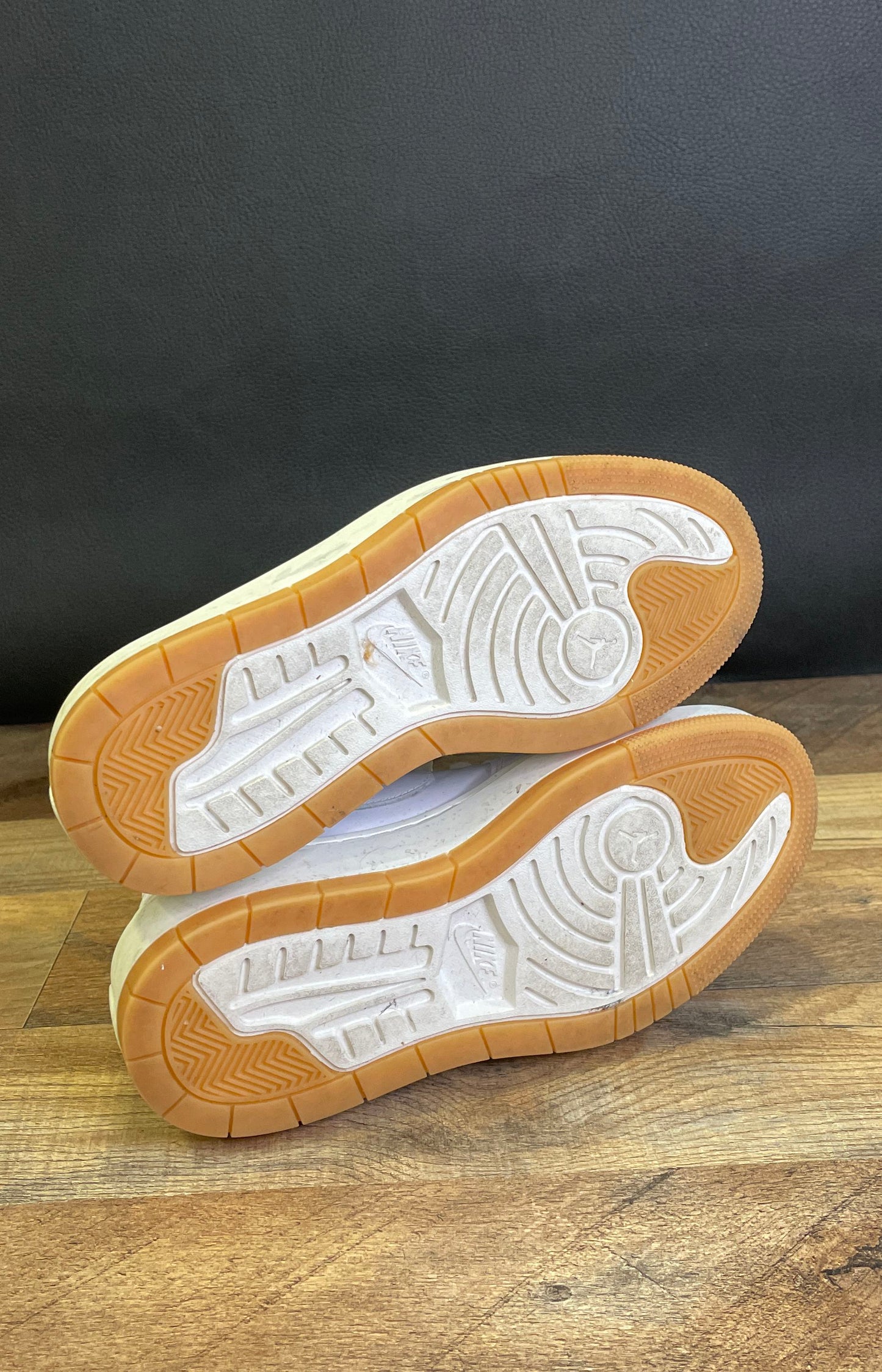 Nike Air Jordan 1 Elevate High White Gum Side Zip Women's Size 6.5