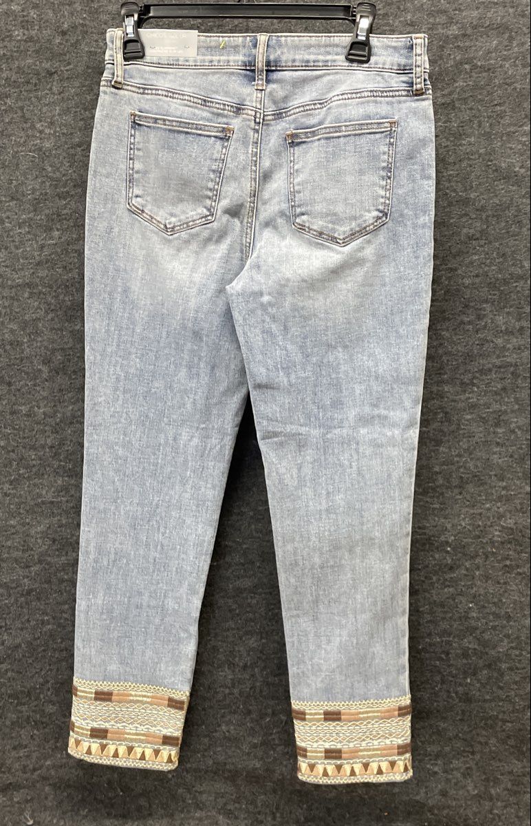 Chico's Women's So Slimming Girlfriend Slim Leg Jeans Embroidered Hem NWT Sz 0R