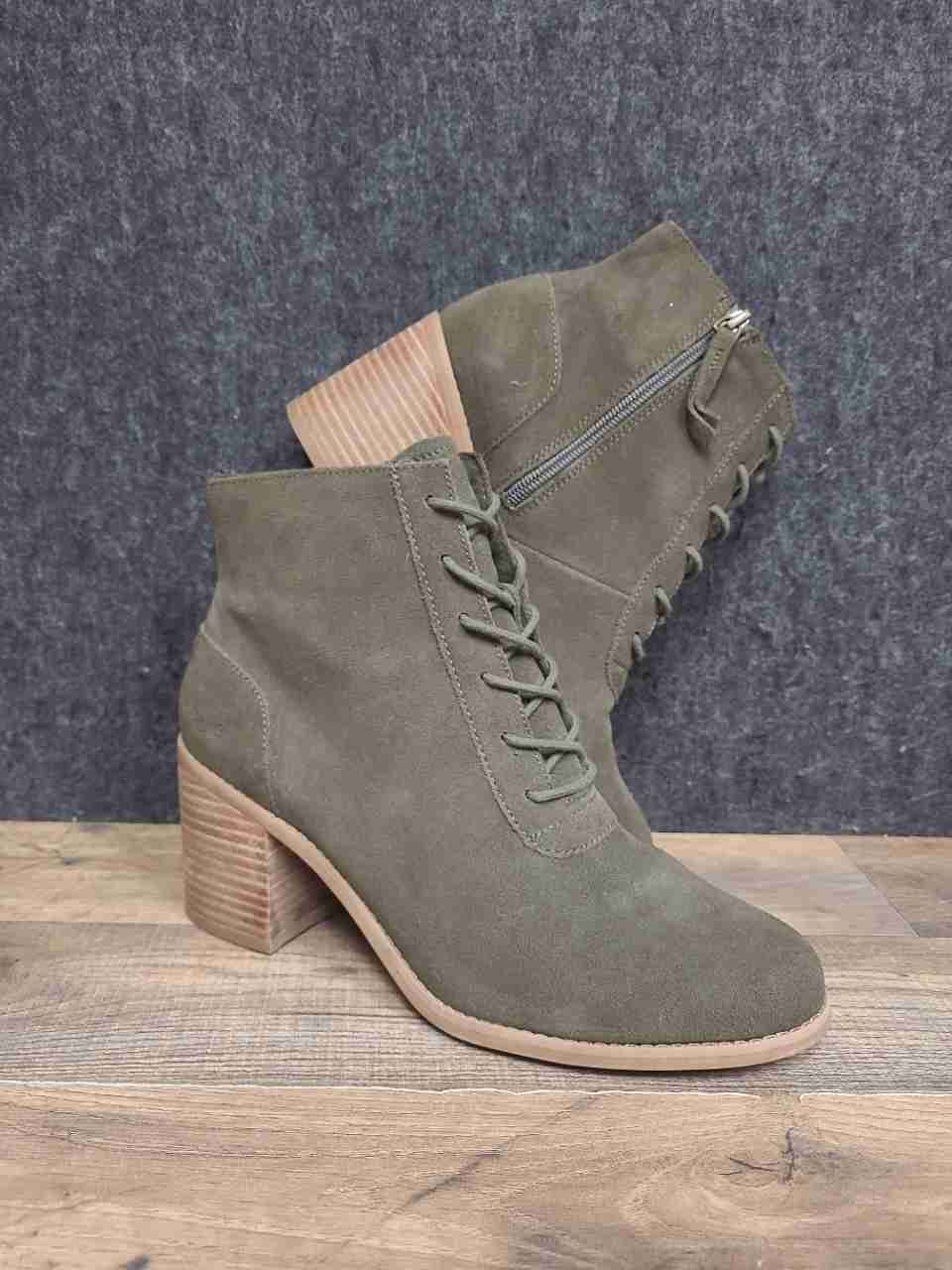 Toms Esme Olive Green Suede Lace Up Ankle Boots Block Heel Size 10