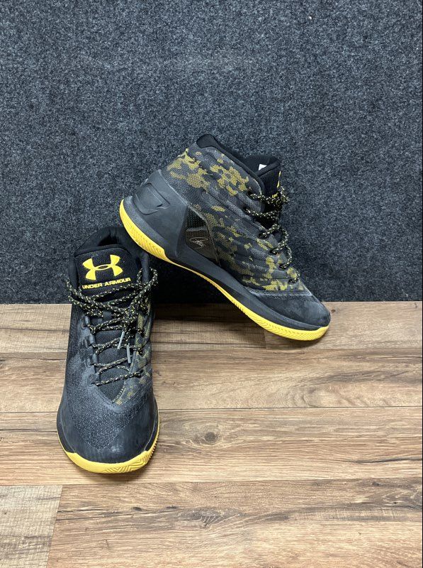 Under Armour Curry 3 SC Camo Black Taxi Basketball Shoes Men's Size 10