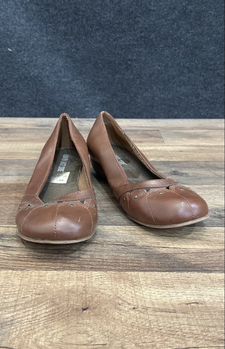 Lower East Side Brown Studded Perforated Women's Low Wedge Heels Size 7