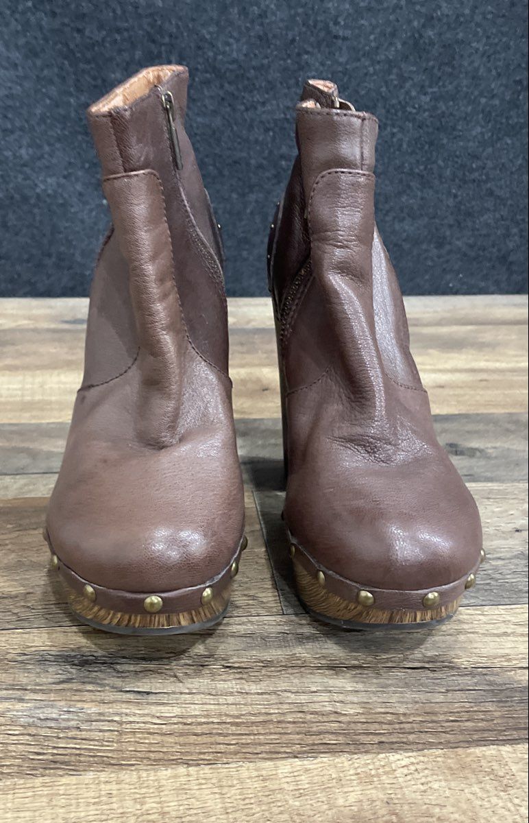 Lucky Brand Brown Leather Studded Platform Clog Ankle Boots Women's Size 7