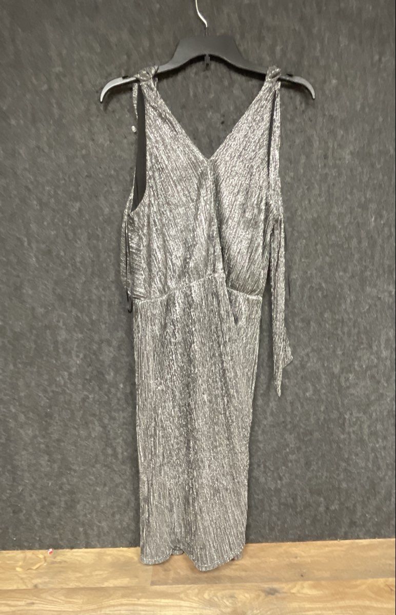 Halston Heritage Women's Silver Metallic Pleated Draped Neck Jumpsuit Size M