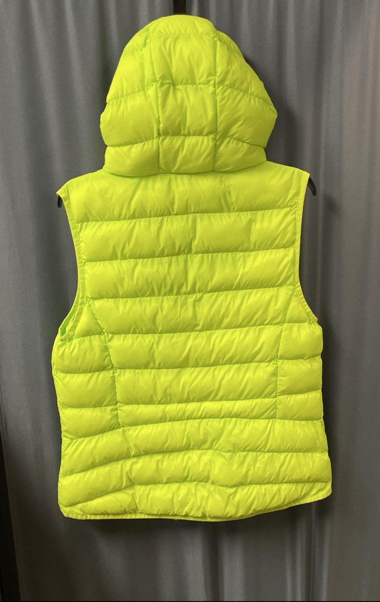 Fabletics Women's Neon Lime Green Quilted Hooded Puffer Vest Full Zip Sz M