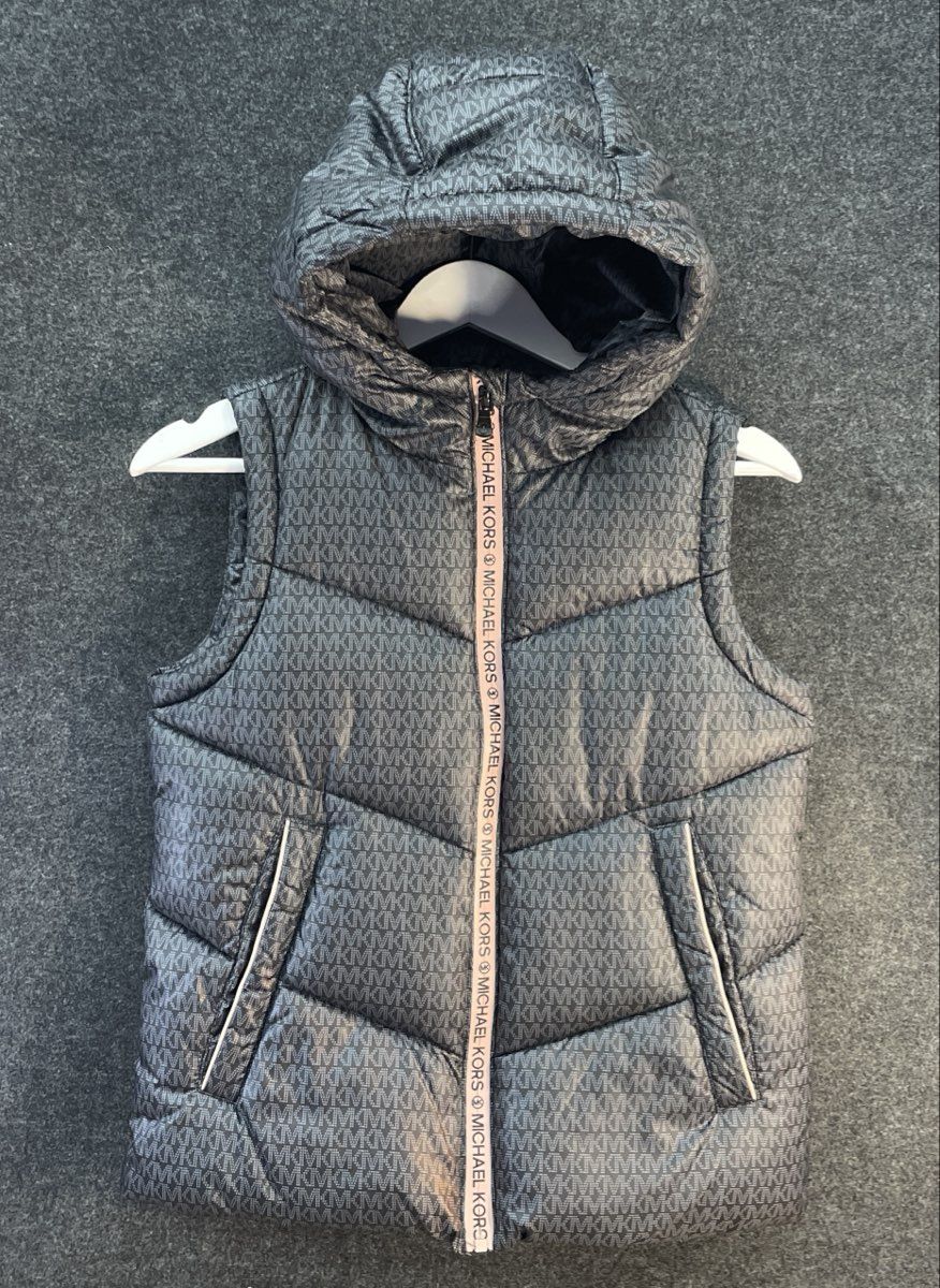 Michael Kors Girls Gray Black Monogram Print Hooded Full Zip Puffer Vest Sz 14