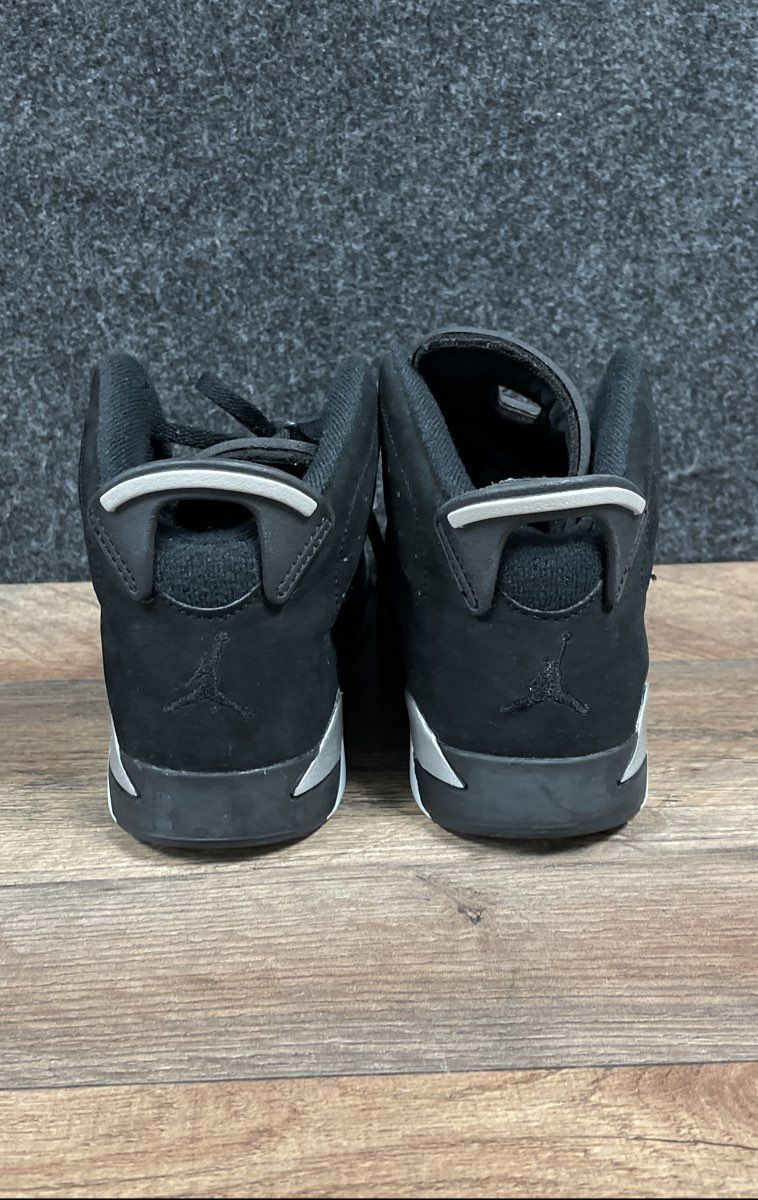 Nike Air Jordan 6 Retro Chrome Black Metallic Silver GS Size 2.5Y