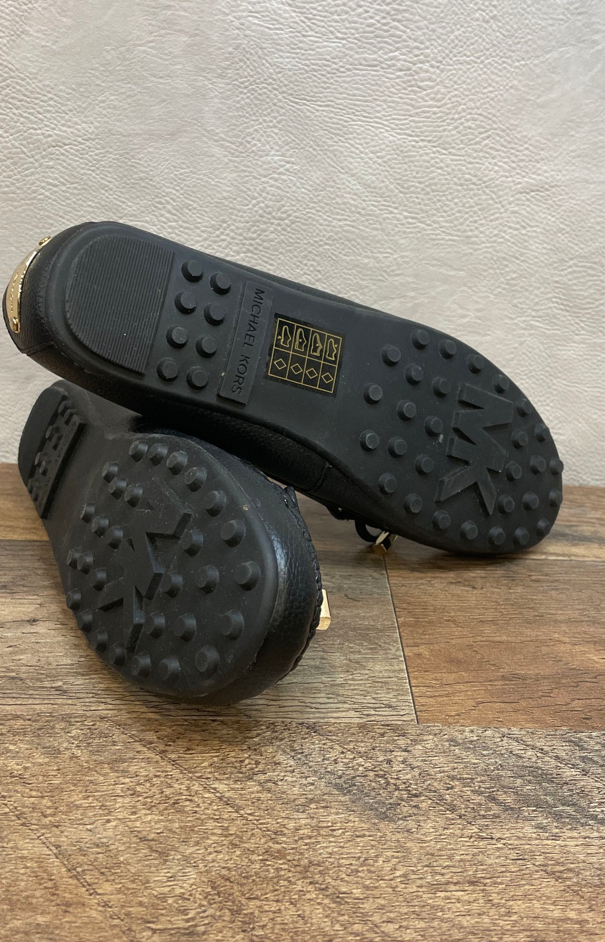 Michael Kors Lillie Moc Black Pebbled Moccasin Flats Women's Size 6M