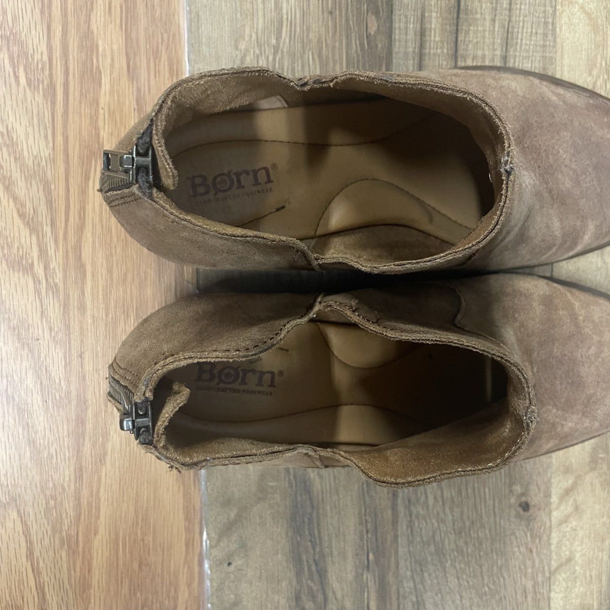 Born Kerri Brown Suede Back Zip Cutout Ankle Booties Women's Size 9M