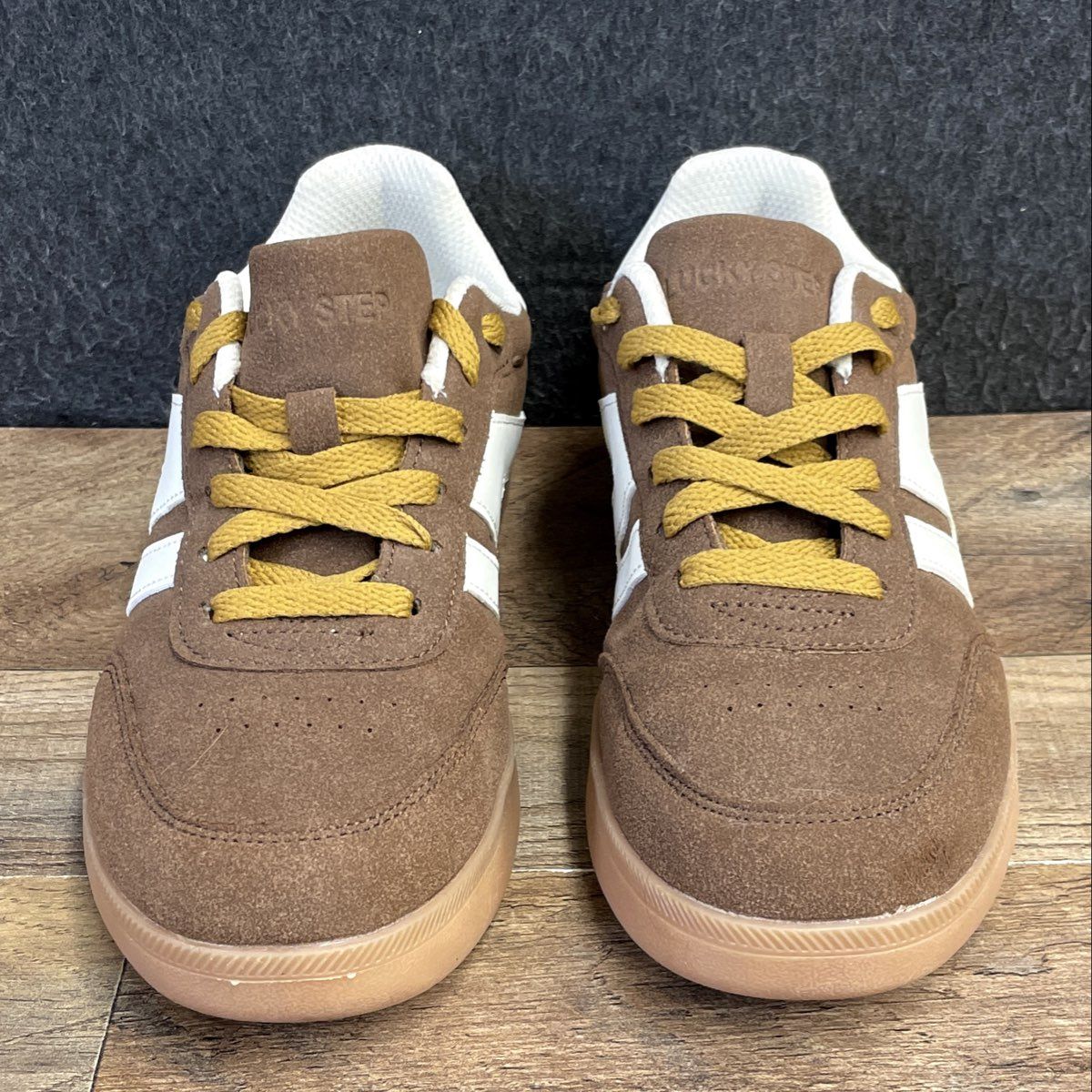 Lucky Step Air Cooled Brown Suede Low Top Lifestyle Sneakers Size 8W