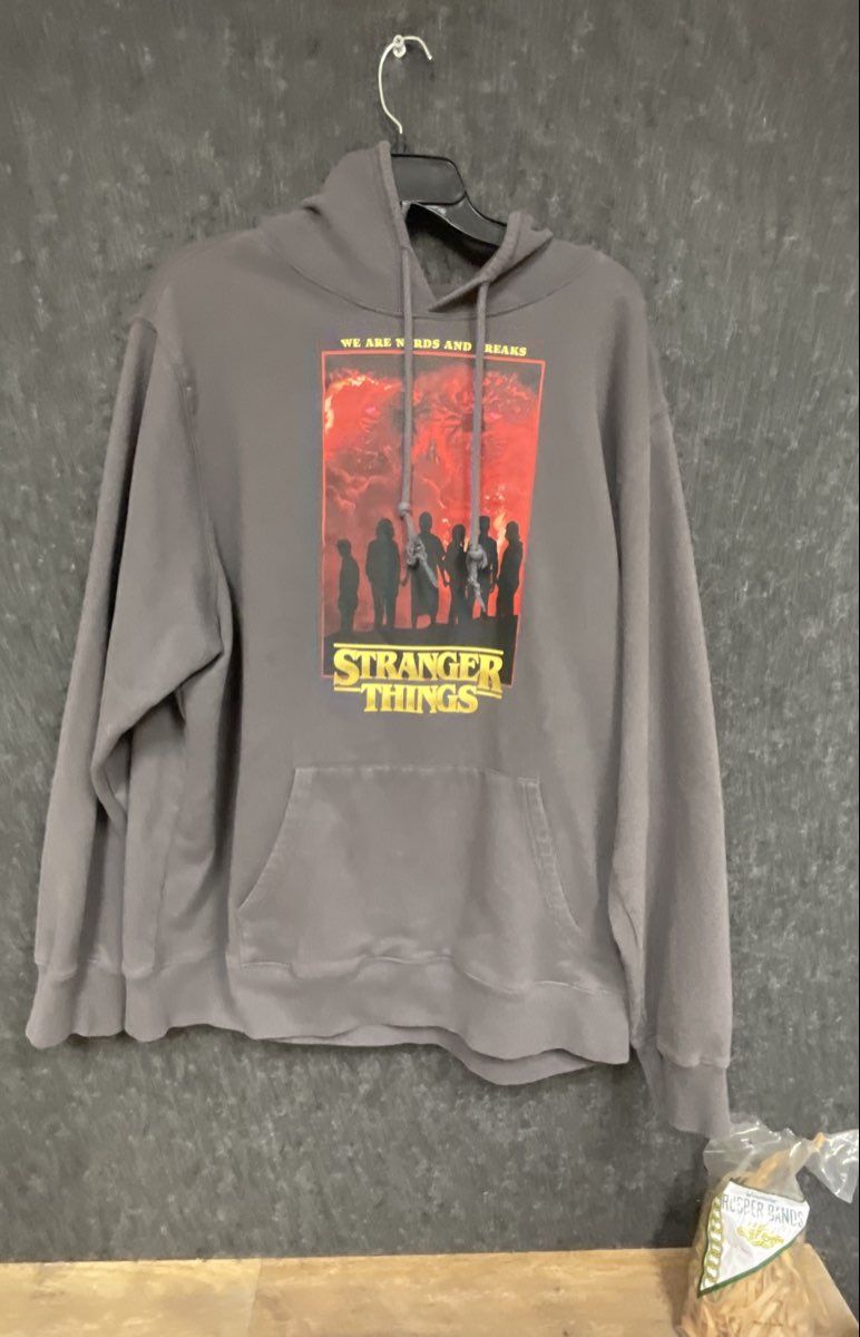 Netflix Stranger Things Men's Gray We Are Nerds and Freaks Graphic Hoodie XL