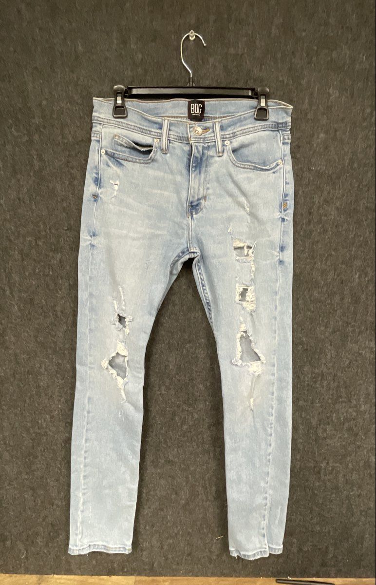 BDG Women's Light Wash Distressed Ripped Skinny Stretch Jeans Size 29x30