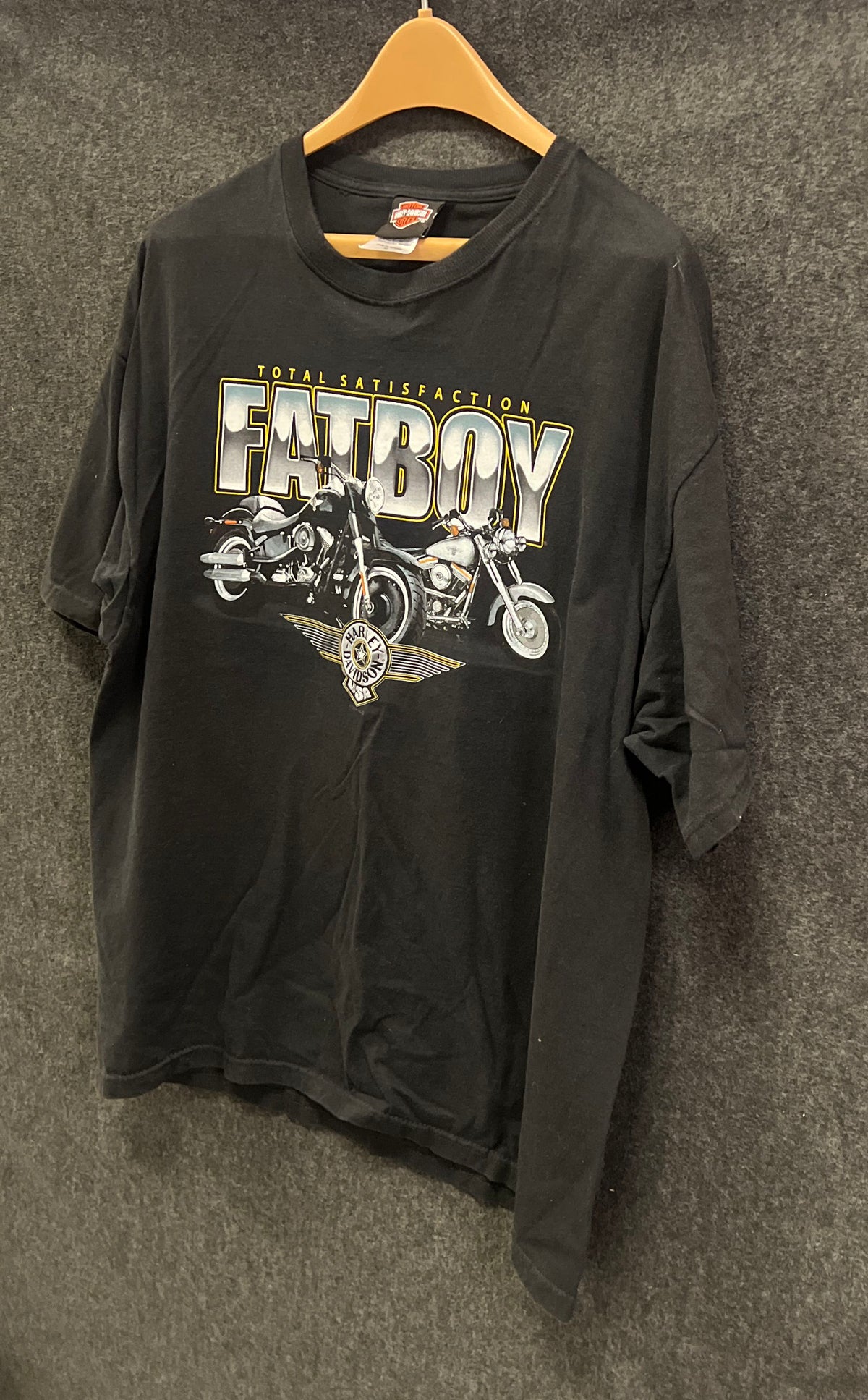Harley-Davidson Fatboy Clare's Niagara Falls Canada T-Shirt 2011 Sz XL