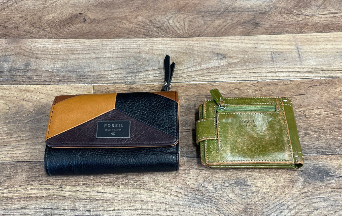 Fossil Patchwork Leather Tri-Fold & Green Bifold Wallet Purse Lot of 2