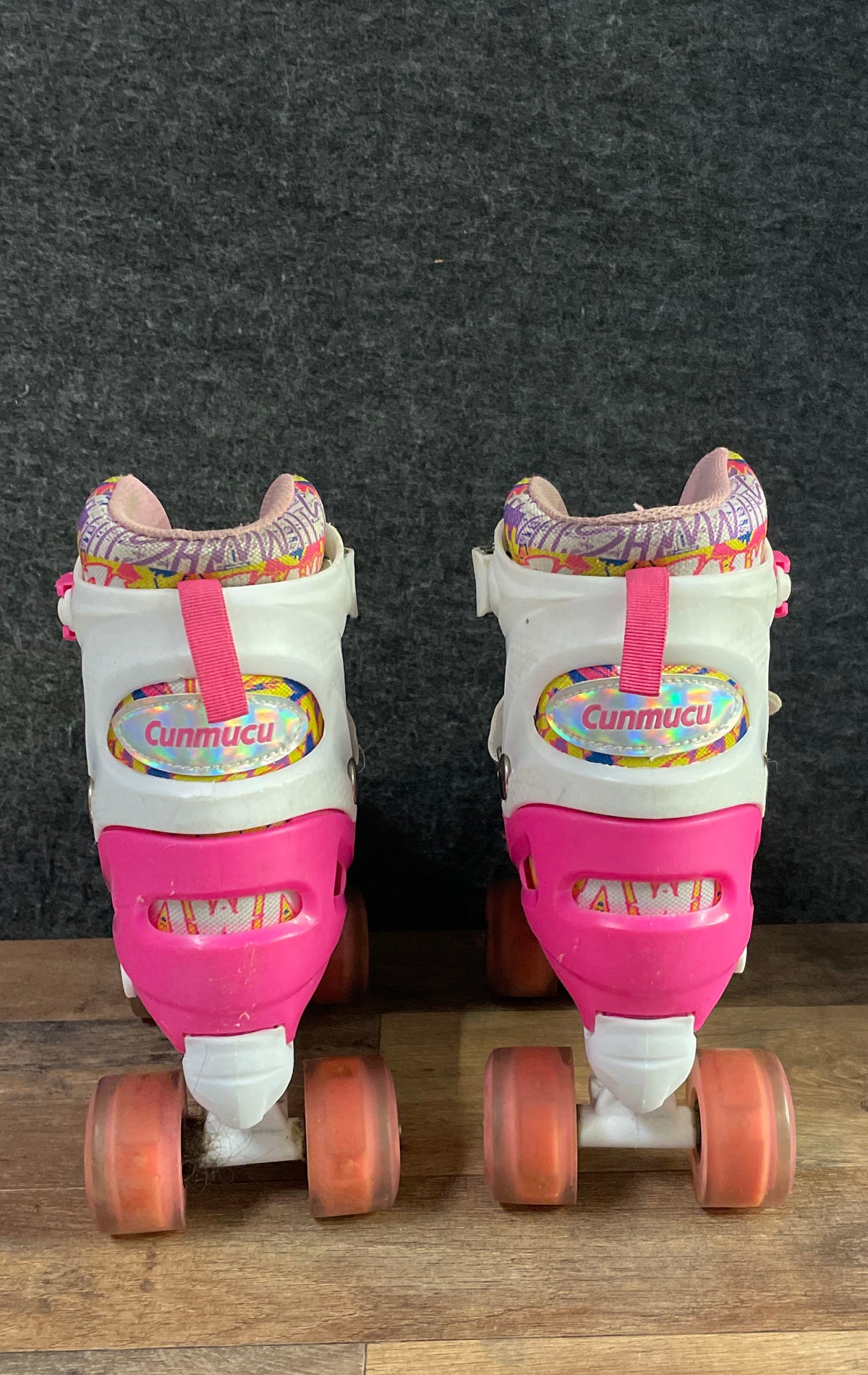Cunmucu Girls Pink Pop Art Light Up Adjustable Quad Roller Skates Youth Size