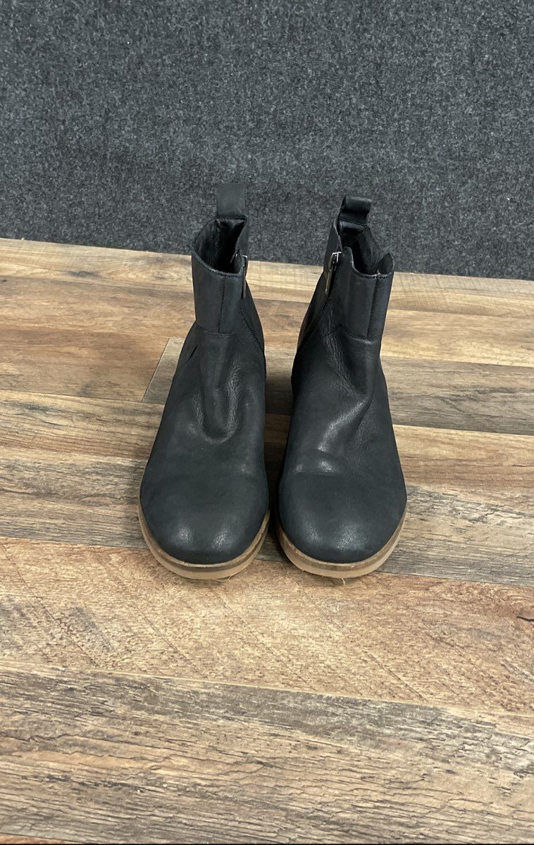 Lucky Brand Prenma Black Leather Ankle Boots Size 9