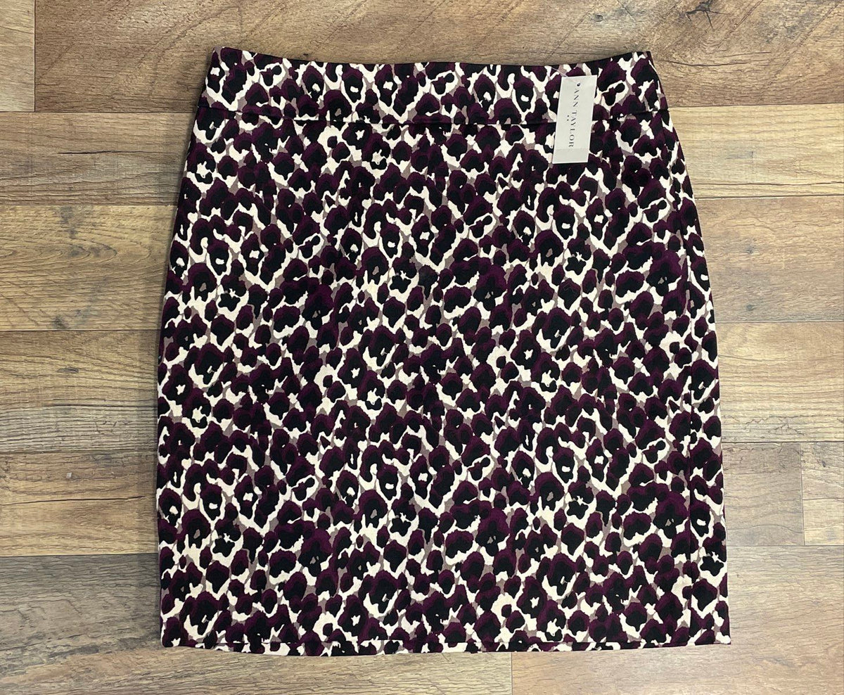 Ann Taylor Women's Purple Leopard Print Cotton Pencil Skirt Sz 4 NWT
