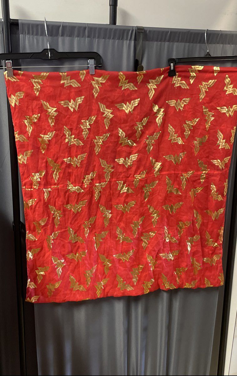 Bioworld Women's Wonder Woman Red Gold Metallic Logo Sheer Scarf OSFM