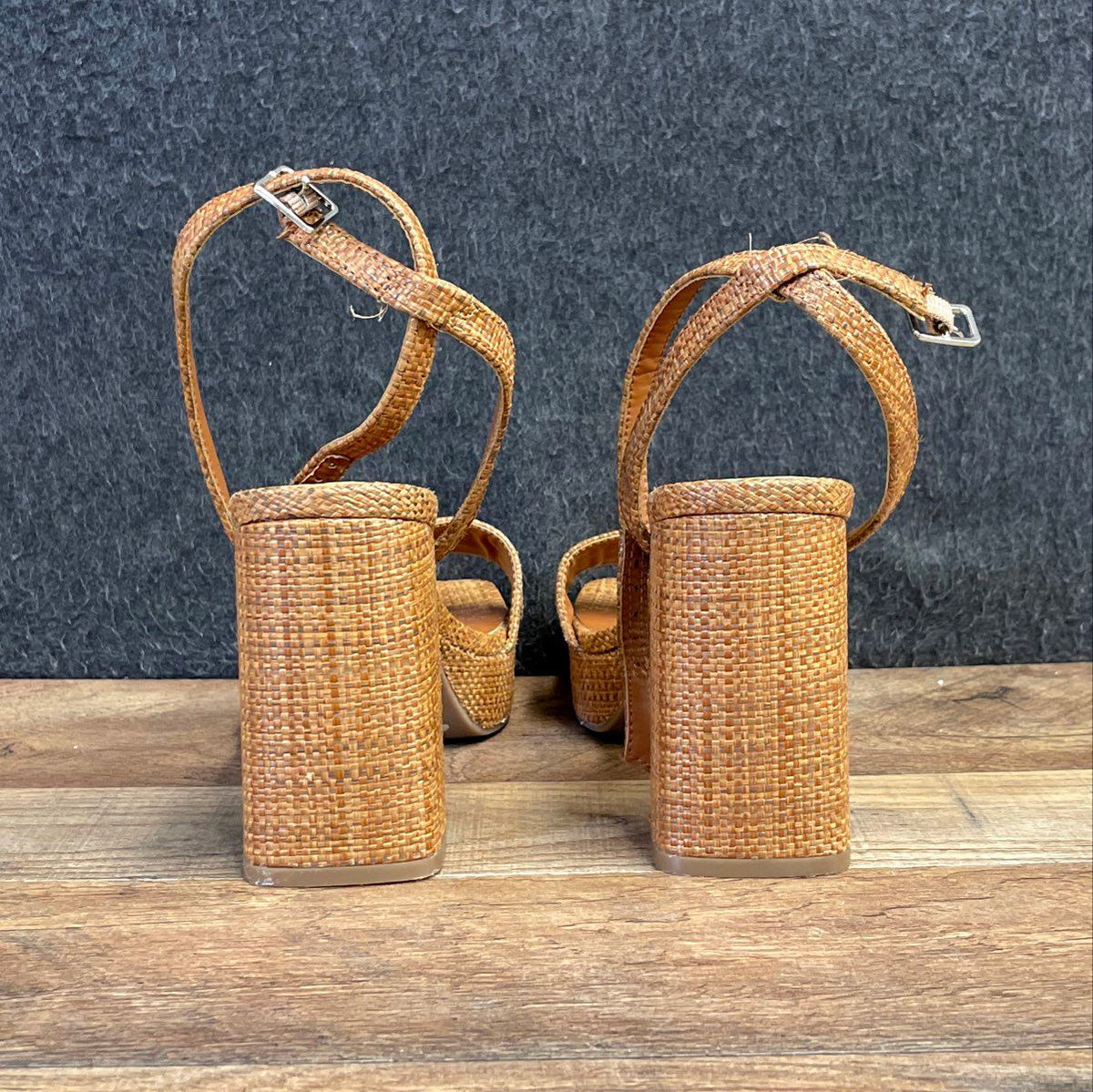 Marc Fisher Woven Raffia Platform Block Heel Sandals Women's Tan Size 6.5