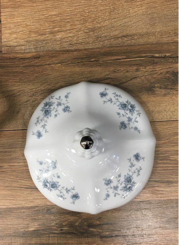 Johann Haviland Blue Garland Covered Vegetable Bowl Bavaria Germany Porcelain