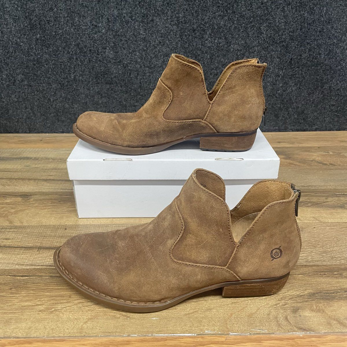 Born Kerri Brown Suede Back Zip Cutout Ankle Booties Women's Size 9M