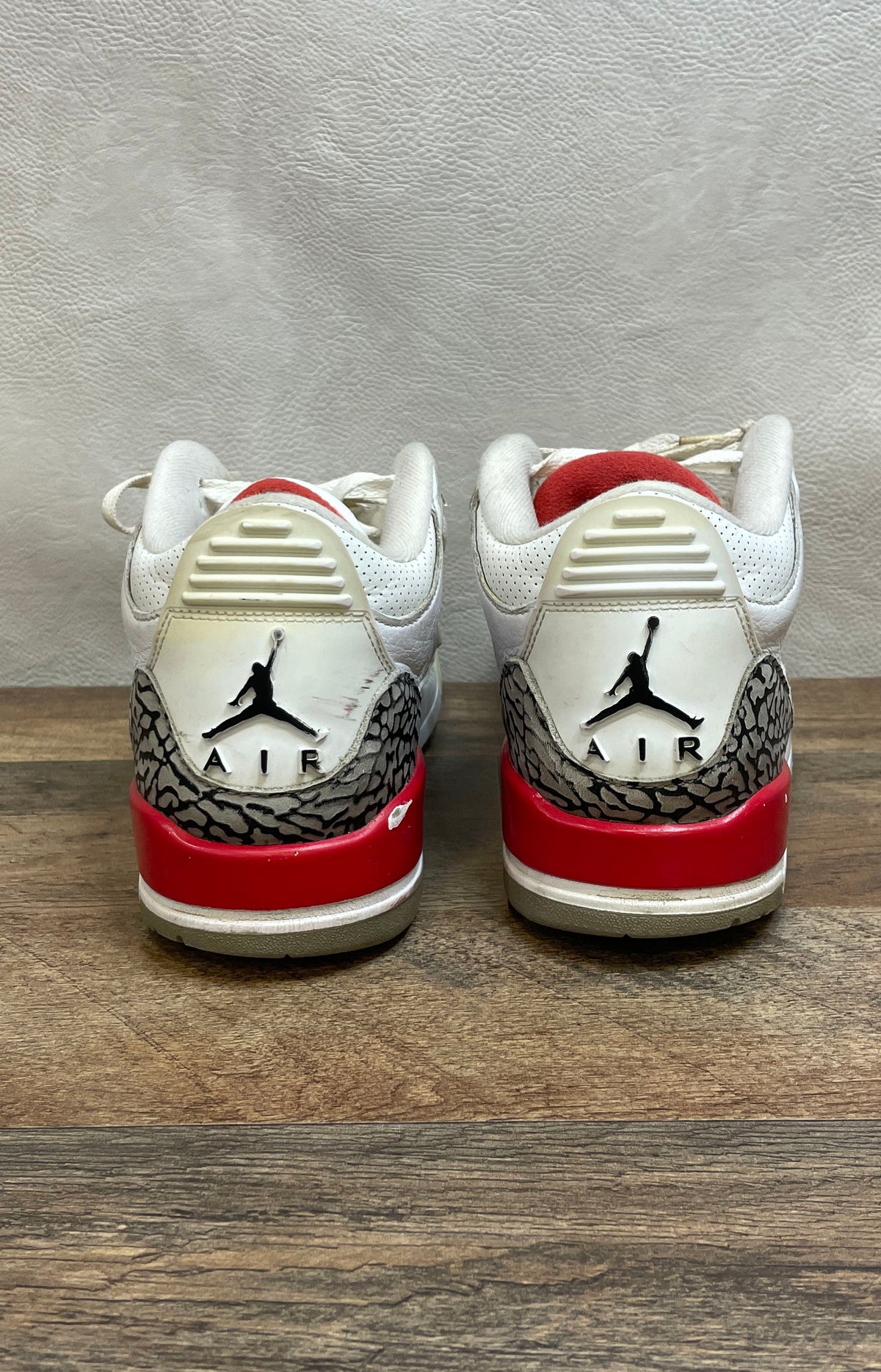 Nike Air Jordan 3 Retro Katrina White Fire Red Cement Grey Size 7.5