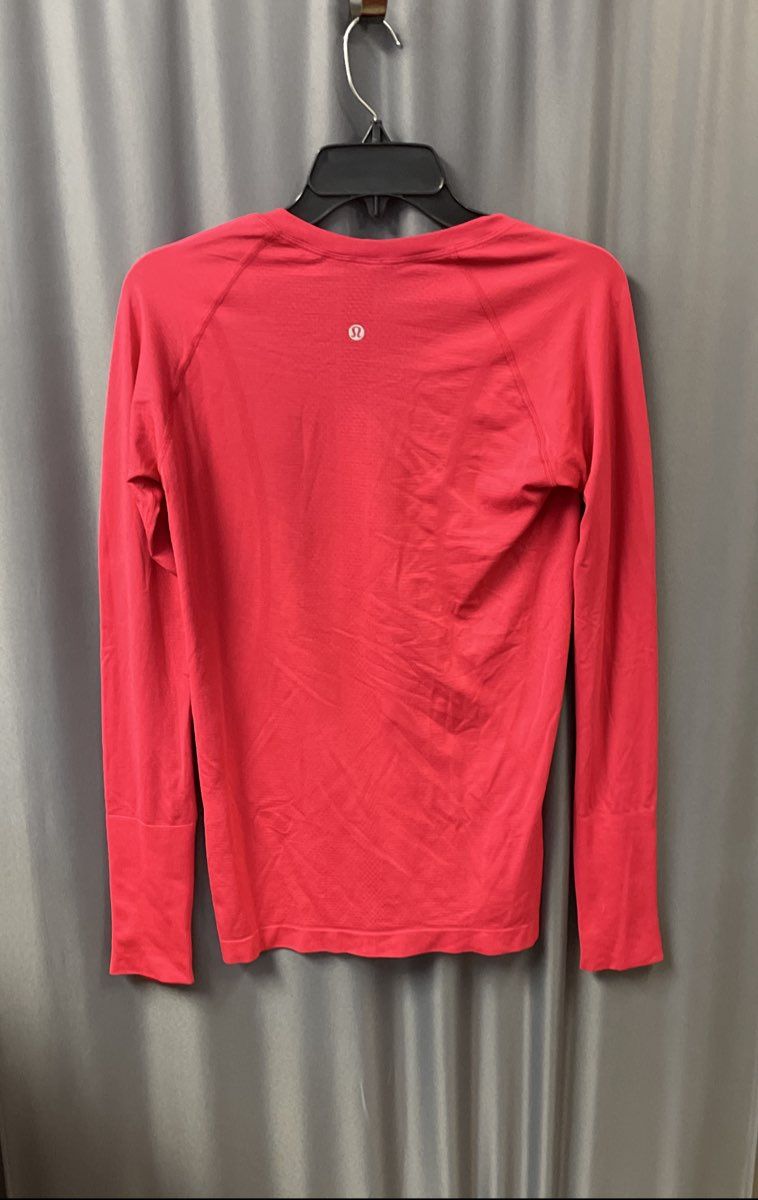 Lululemon Women's Swiftly Tech Long Sleeve Running Shirt Red Seamless Sz M