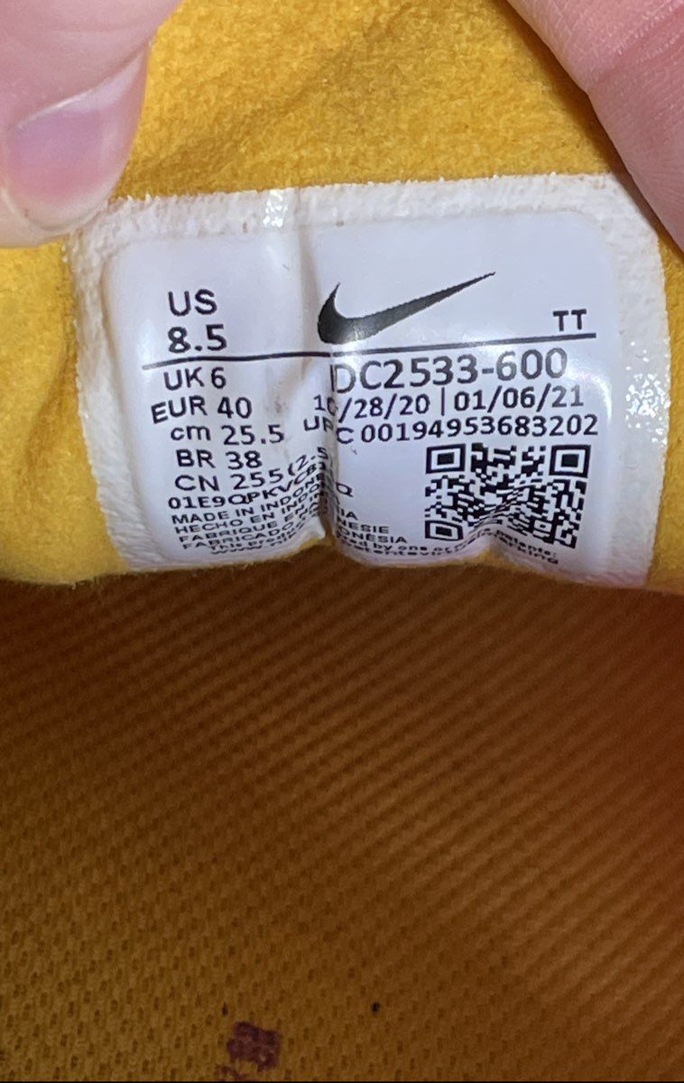 Nike Waffle One Active Fuchsia University Gold Women's Sneakers Size 8.5