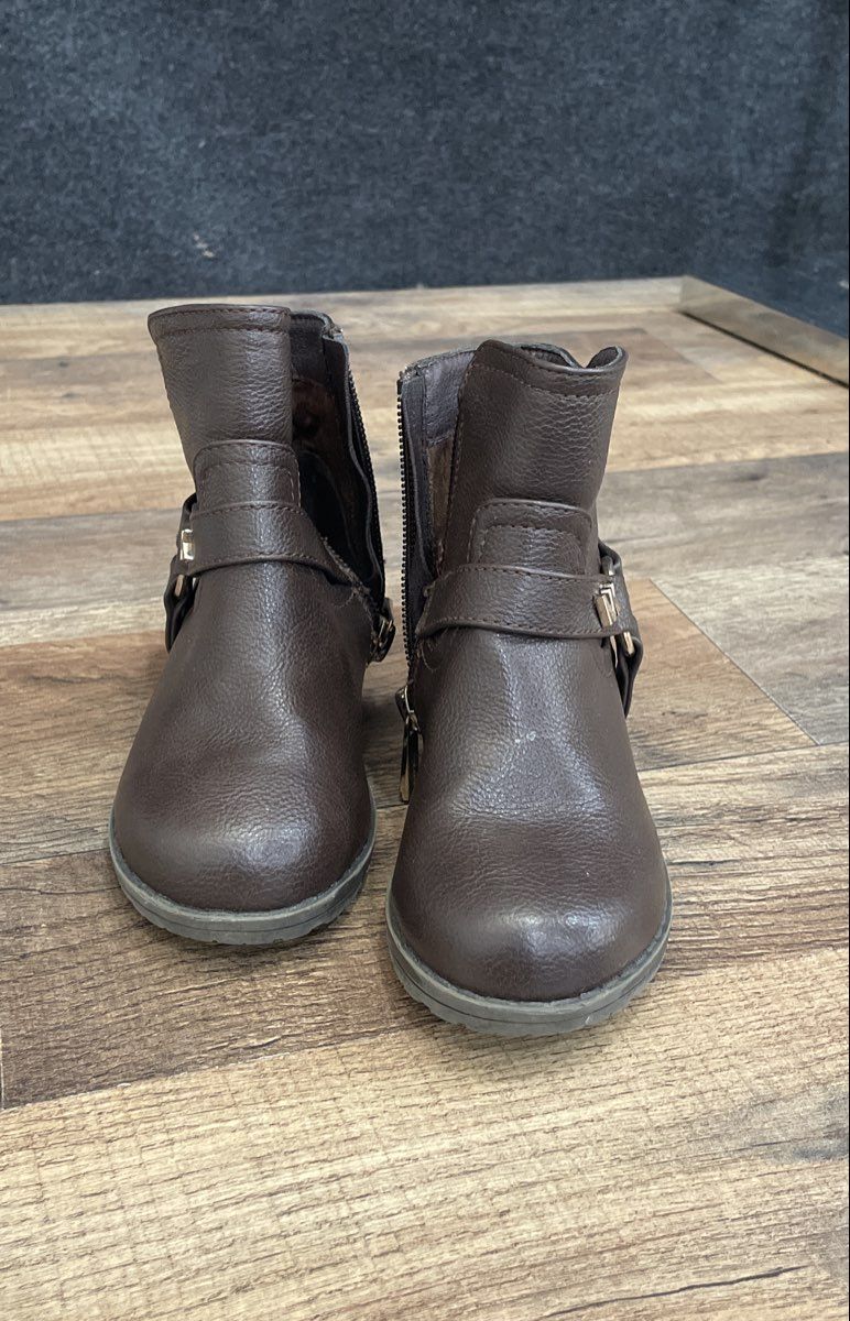 Michael Kors Lindyn Brown Monogram Harness Toddler Boots Size 8