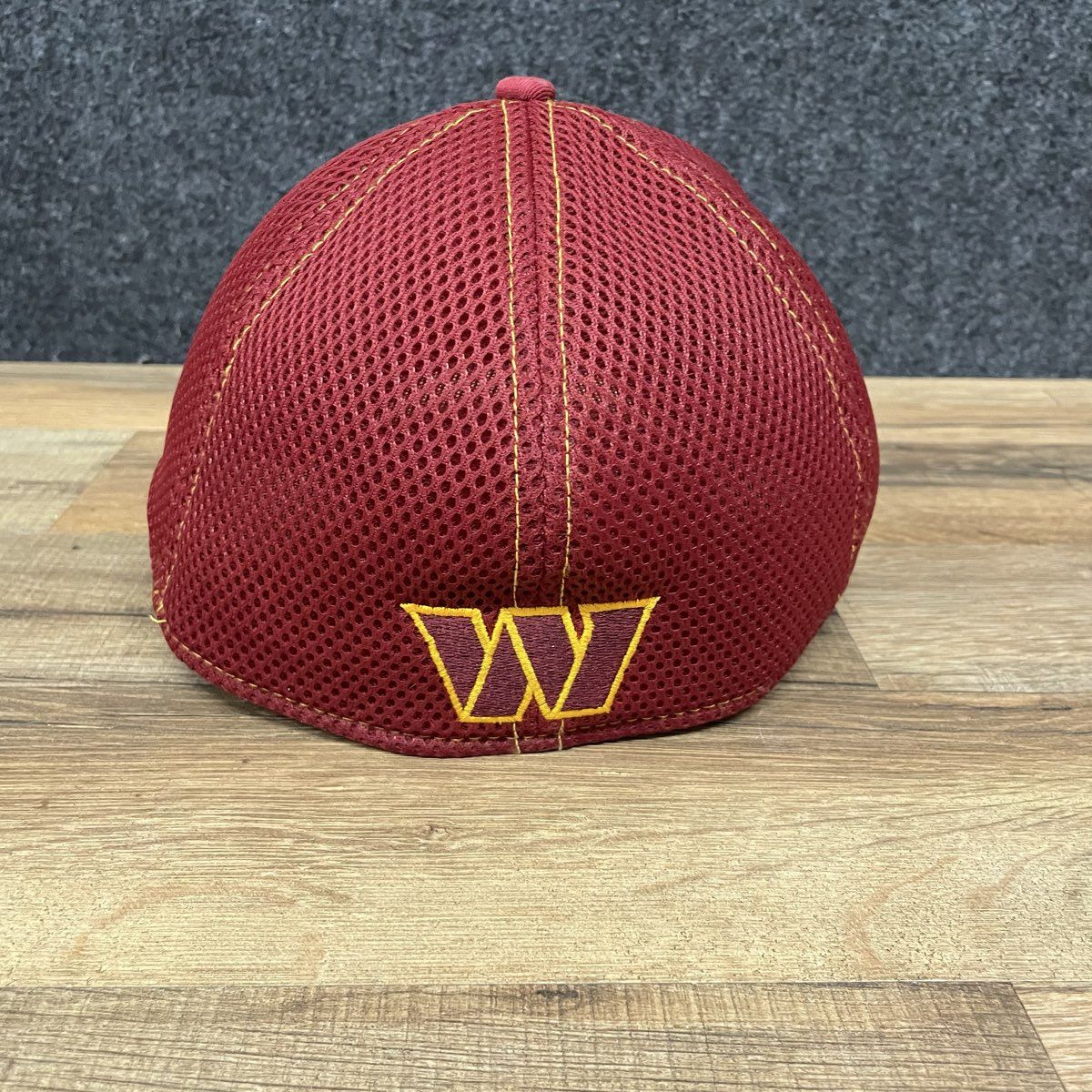New Era Washington Commanders NFL Football Hat 39THIRTY Stretch Fit Med/Lg