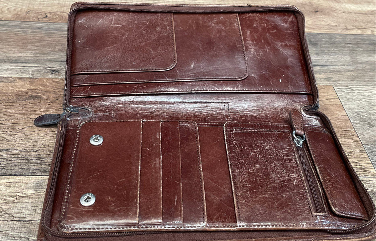 Kolo Landry Brown Leather Zip Around Travel Wallet Organizer Clutch ID Window
