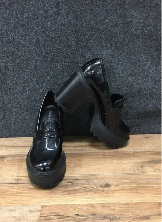Madden Girl Kassidy Black Patent Lug Sole Heeled Penny Loafers Size 6.5M