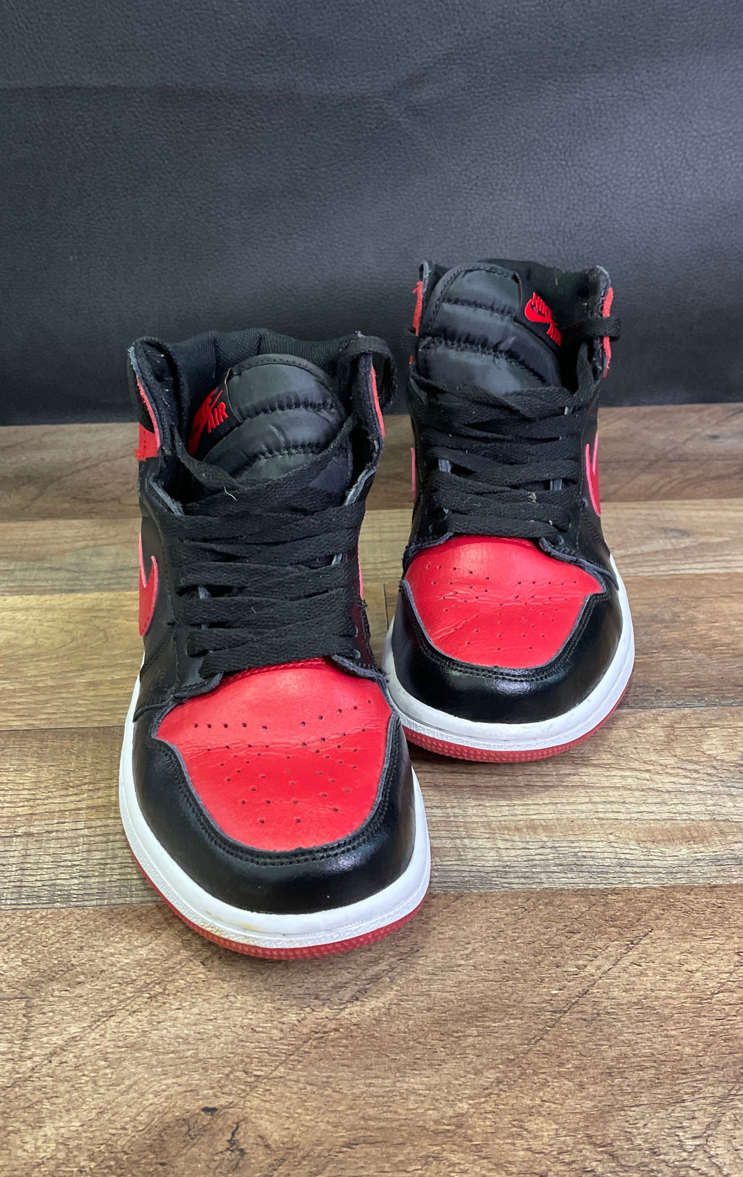Nike Air Jordan 1 Retro High OG Bred Black Red High Top Sneakers Size 7