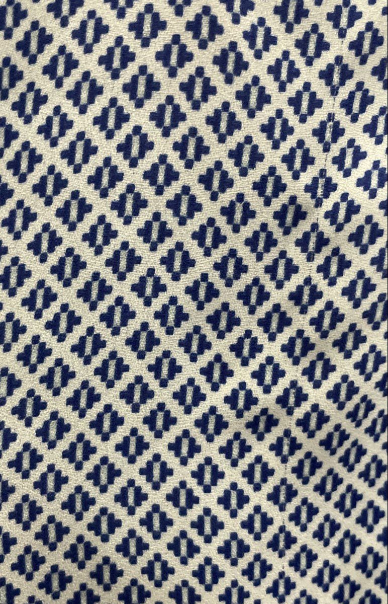 LOFT Women's Blue White Geometric Tile Scarf Print Sleeveless Blouse Size M