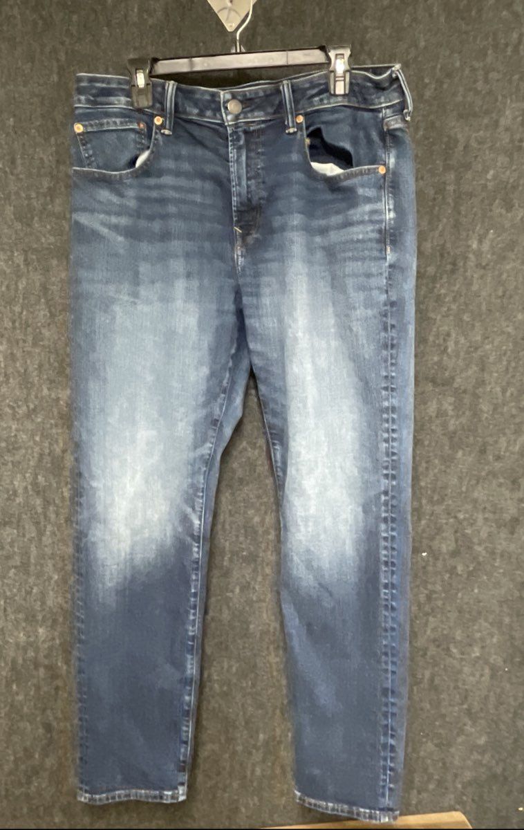 American Eagle Men's Athletic Fit Blue Jeans Faded Wash Sz 36x32