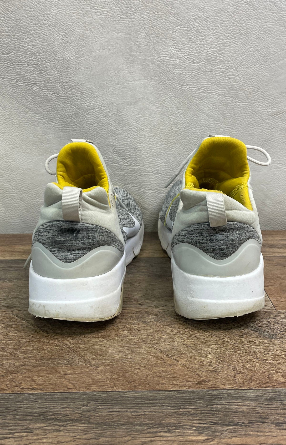 Nike Women's Free TR 7 Wolf Grey White Sulfur Yellow Training Shoes Size 8.5