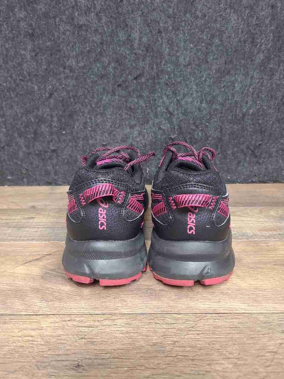 ASICS Gel-Excite 8 Trail Black Pink Women's Trail Running Shoes Size 9